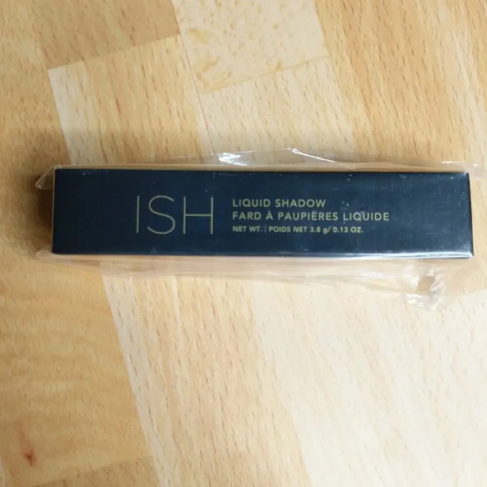 ISH Liquid Shadow - Size 3.8 g/0.13 oz. - NIP